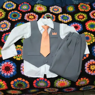 Traje formal para niño con corbata naranja - miniatura 1