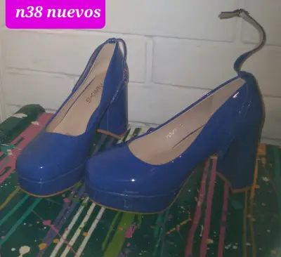 Zapatos de tacón beige y azul talla 38 nuevos - miniatura 3
