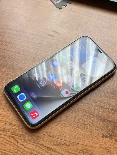 iPhone 11 Blanco 91% batería 🔋 - miniatura 2