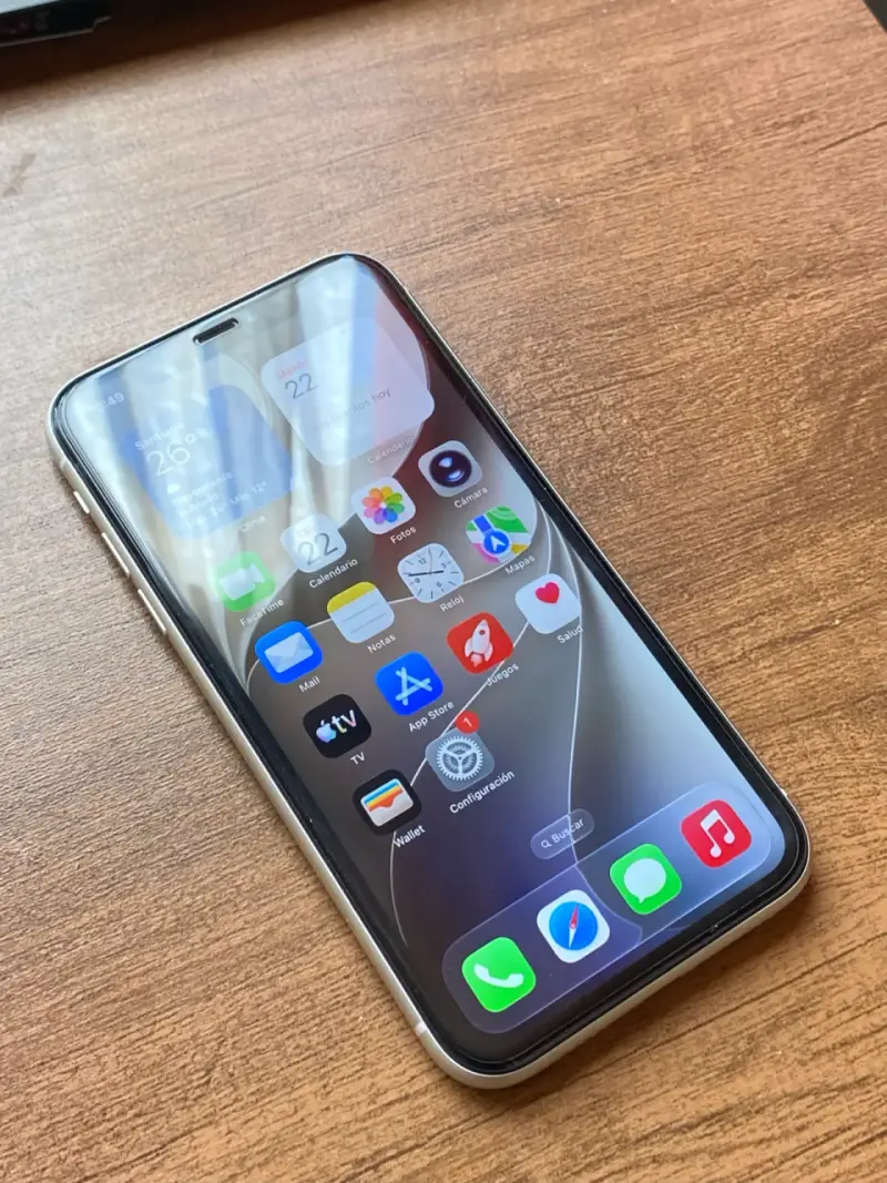 iPhone 11 Blanco 91% baterÃa 🔋 - 5