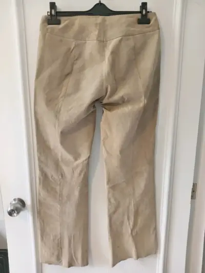 Pantalón beige de gamuza  mujer talla 40 - miniatura 2