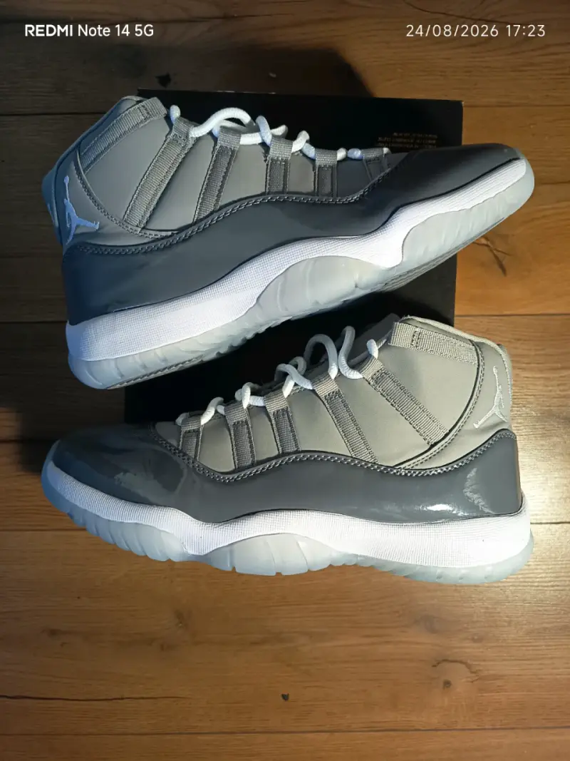 Air Jordan Retro 11 Cool Grey - 1