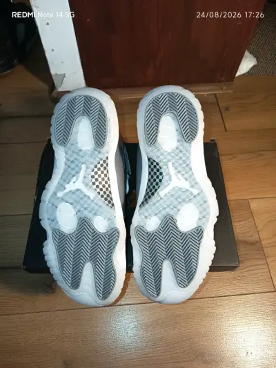 Air Jordan Retro 11 Cool Grey - miniatura 4