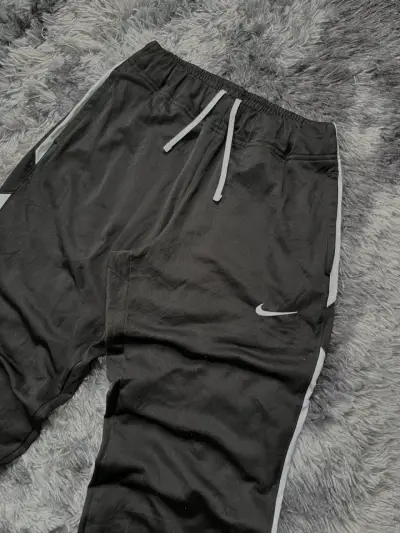 Pantalón Nike Deportivo Negro - miniatura 2