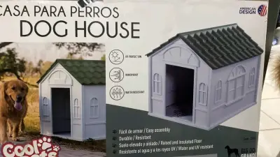 Casa para perros resistente al agua y UV - miniatura 1