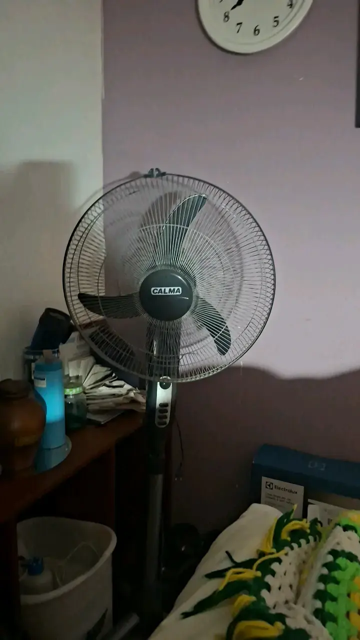 Ventilador de pie Calma con ajuste de altura
