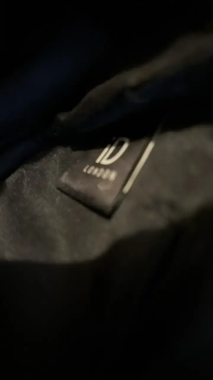 Cartera negra de cuero sintético con cadena - 6