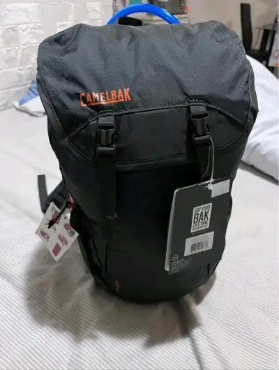 Mochila CamelBak negra Nueva - miniatura 1
