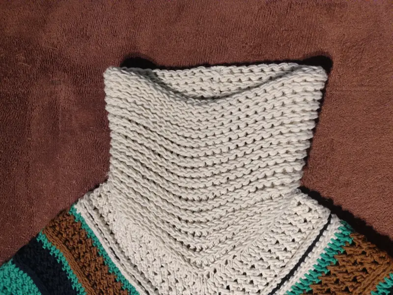 Poncho tejido a crochet multicolor - 4