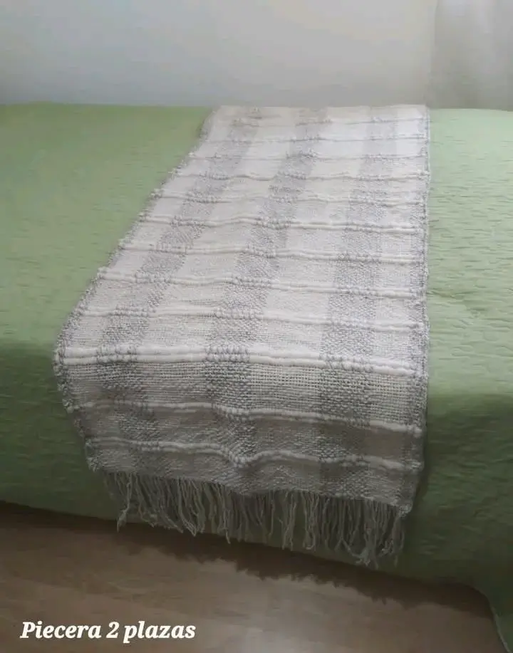 Piecera en Telar María para cama 2 plazas