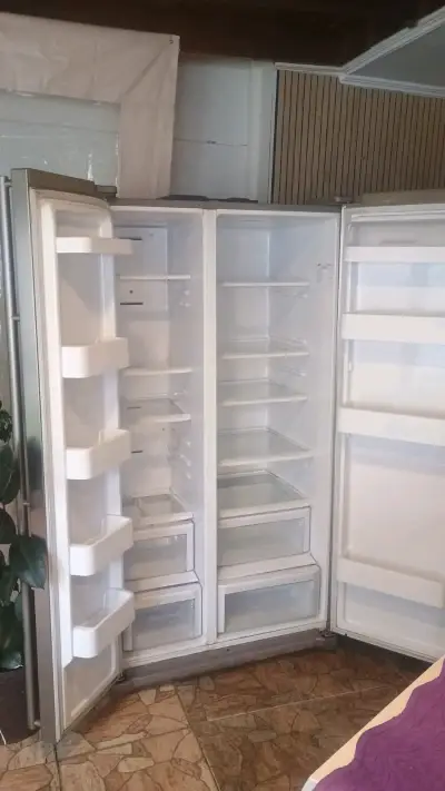 Refrigerador Samsung 2 Puertas,buen estado - miniatura 4
