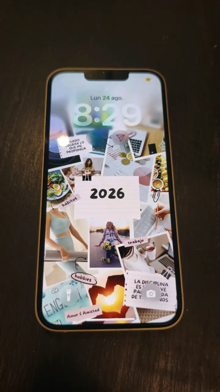iPhone 13 128GB. Batería al 87% en buen estado - 2