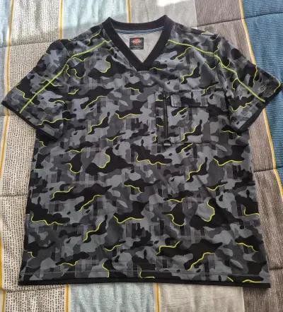 Polera camuflada gris con bolsillo Dickies - miniatura 1