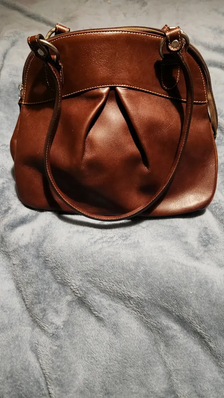 Bolso de cuero marrón elegante - 1