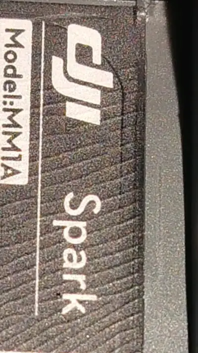 Drone DJI Spark verde con estuche - miniatura 3