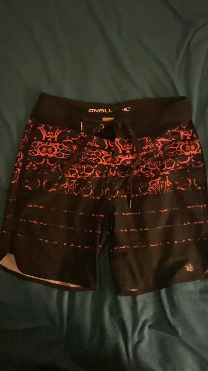 Shorts de baño O'Neill estampado rojo y negro - 1