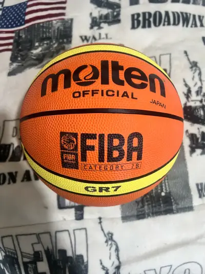 Balón de Baloncesto Molten GR7 Oficial FIBA - miniatura 1