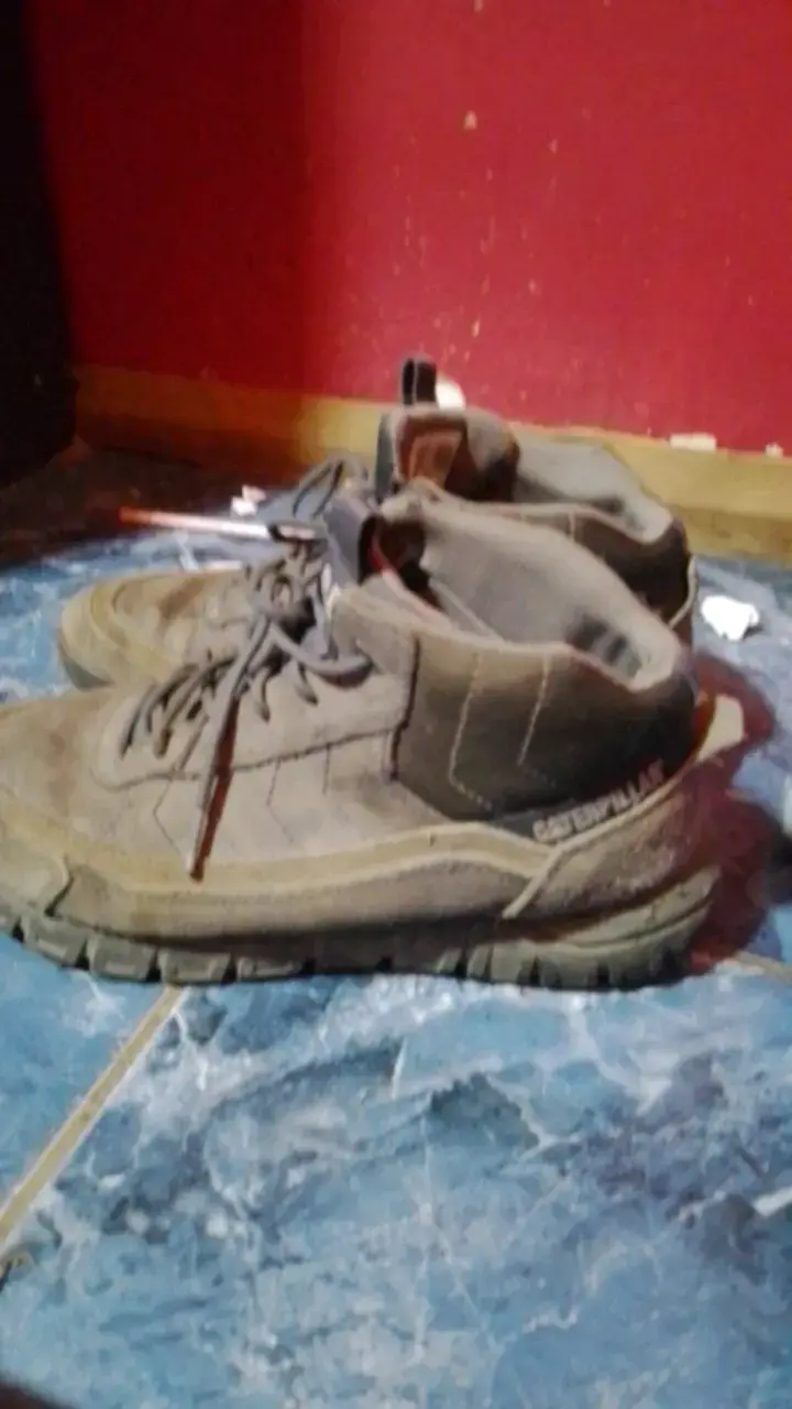 Botas de trabajo Caterpillar marrones usadas - 2
