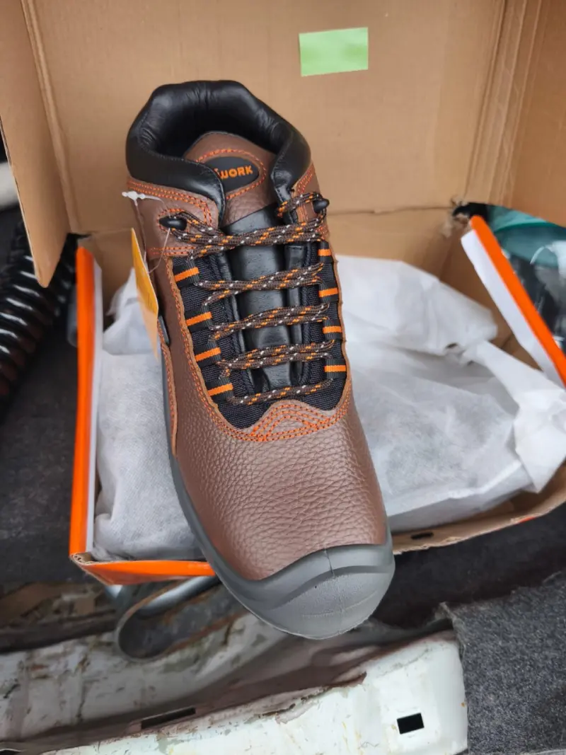 Botas de seguridad marrones para trabajo - 1