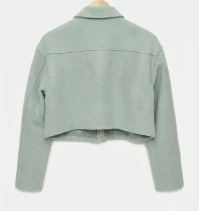 Chaqueta corta verde menta con bolsillos - miniatura 2