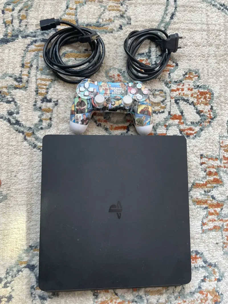 Pack PS4 con control y 4 juegos populares - 2