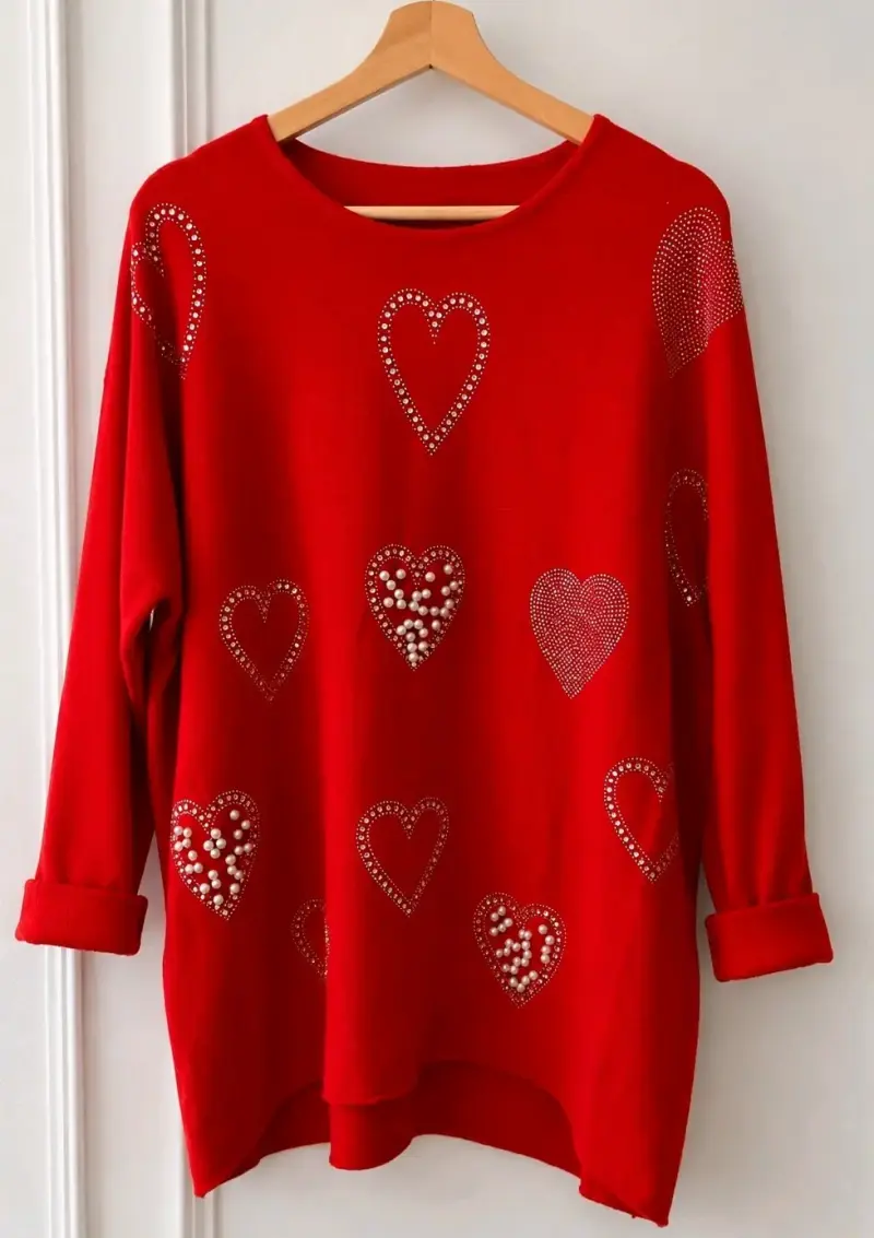 Suéter rojo con corazones decorativos - 3