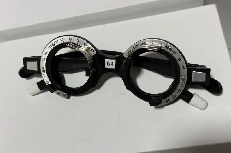 Montura de Prueba Oftalmológica - Óptica DP 64 mm - 1