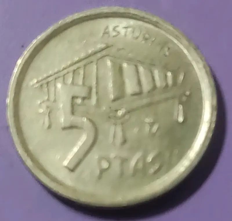 Moneda antigua de 5 pesetas de España 1993 - 1