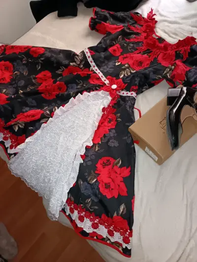 Vestido huasa china XL o L con zapatos 38 - miniatura 3