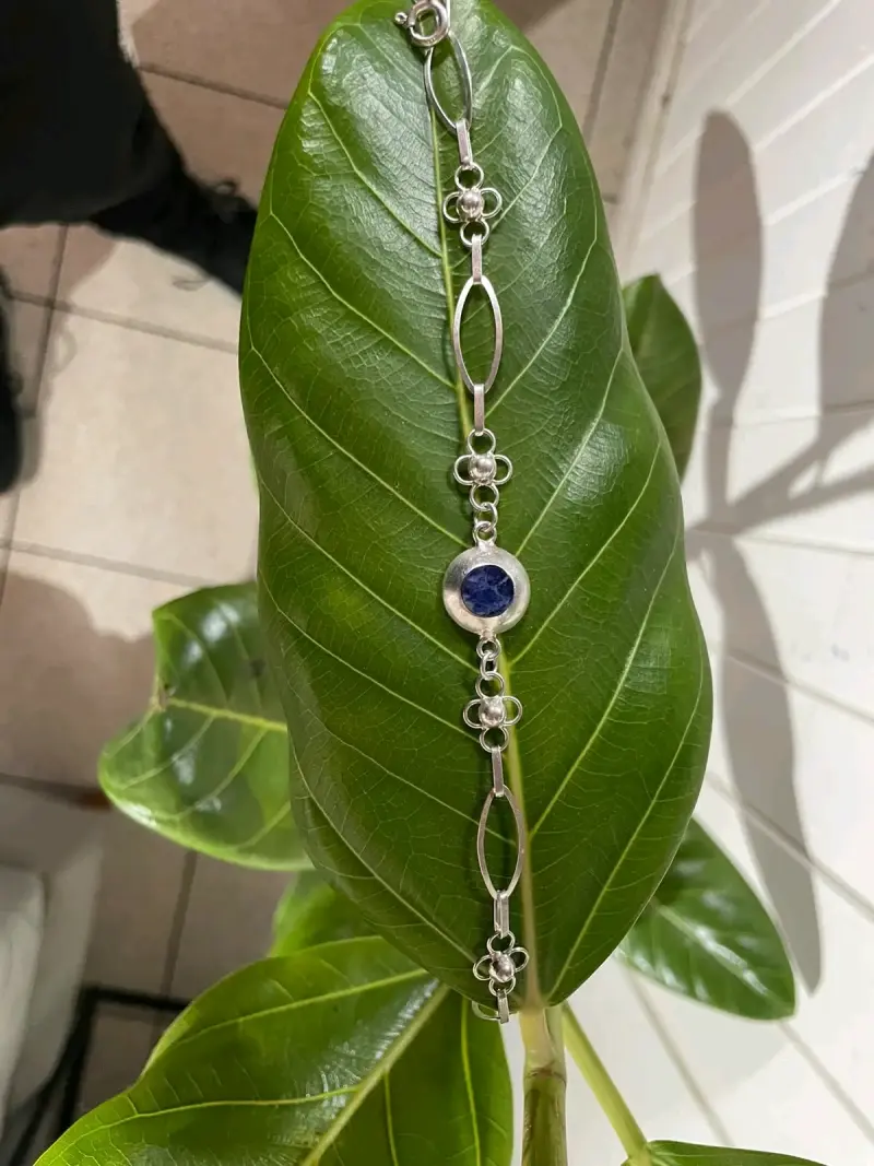 Pulsera de plata con piedra azul elegante - 2