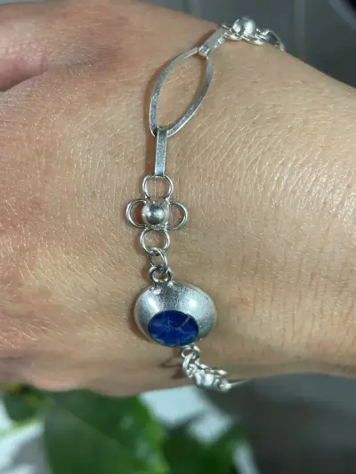 Pulsera de plata con piedra azul elegante - miniatura 3