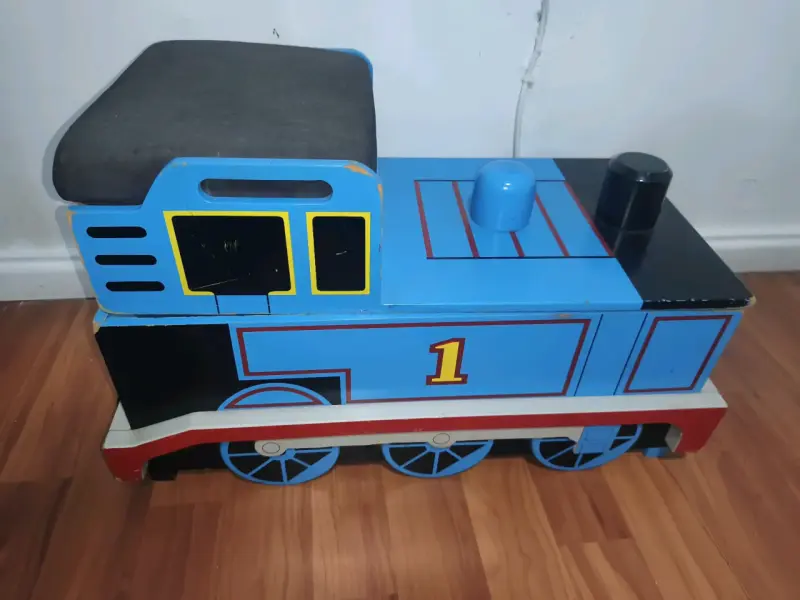 Baúl tren Thomas azul de madera - 5