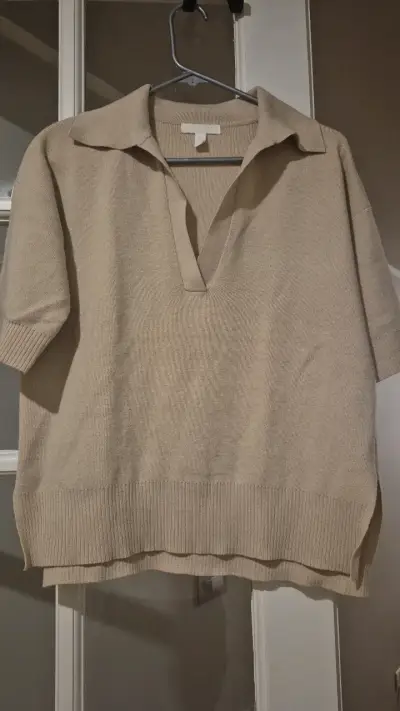 Polera de punto beige con cuello - miniatura 1