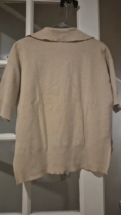 Polera de punto beige con cuello - miniatura 2
