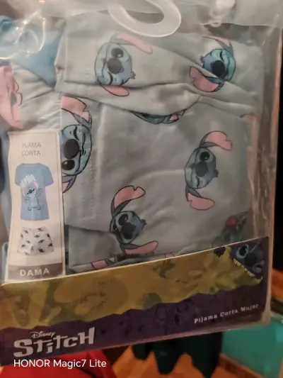 Pijama corto Stitch para mujer talla S - miniatura 3