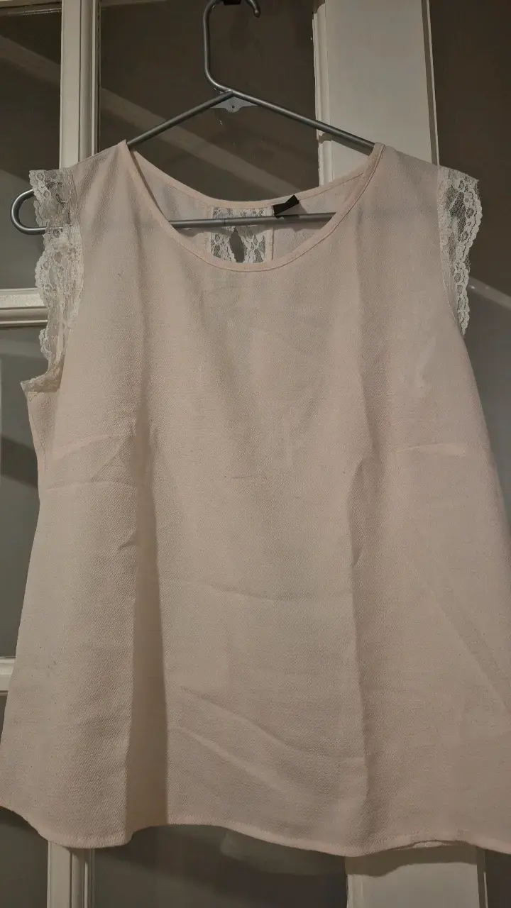 Blusa sin mangas con encaje beige - 1