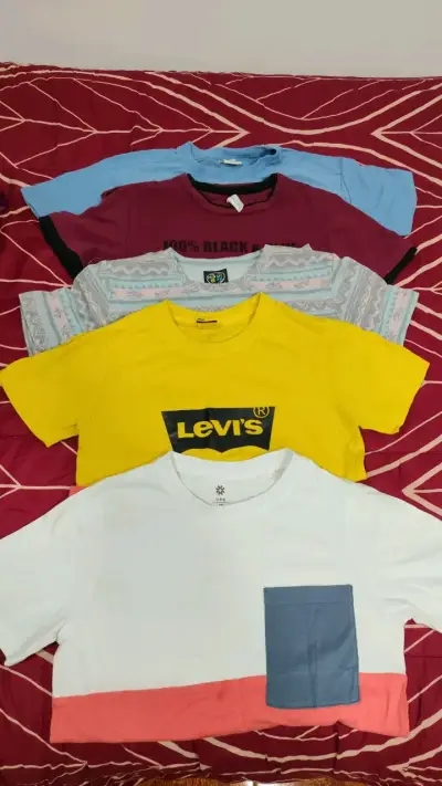 Lote de poleras en varios col - miniatura 1