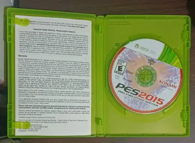 Juego PES 2015 para Xbox 360 en buen estado - miniatura 3