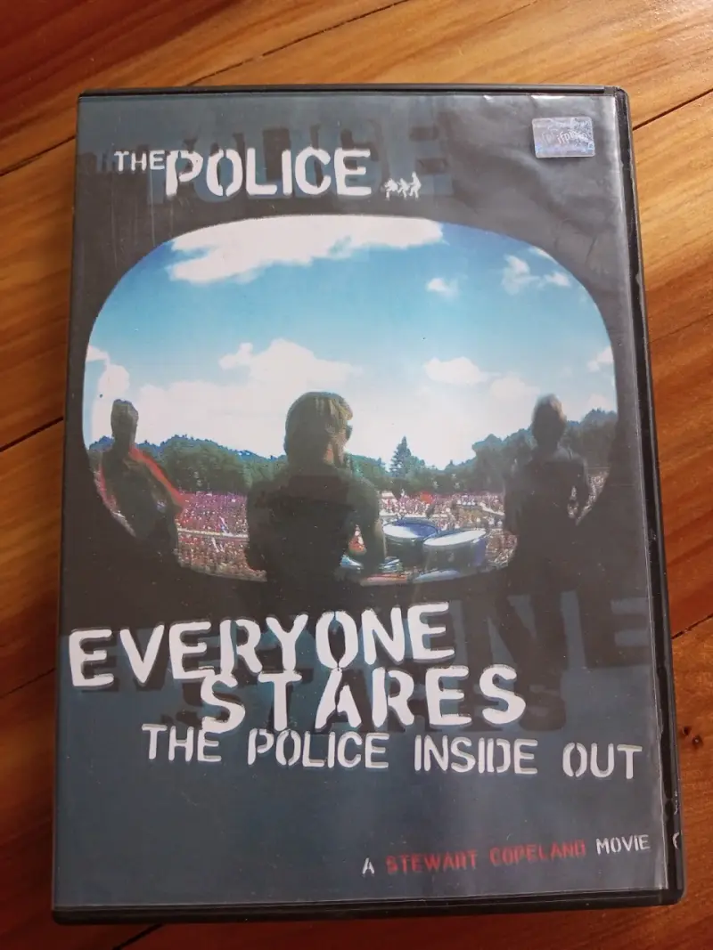 DVD documental The Police Everyone Stares - 1