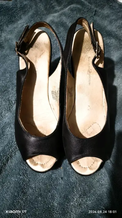 Sandalias de Cuña Negras Talla 38 - miniatura 2