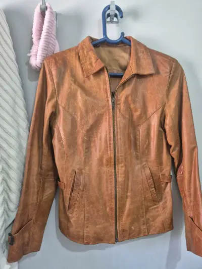 Chaqueta de cuero camel para mujer - miniatura 1