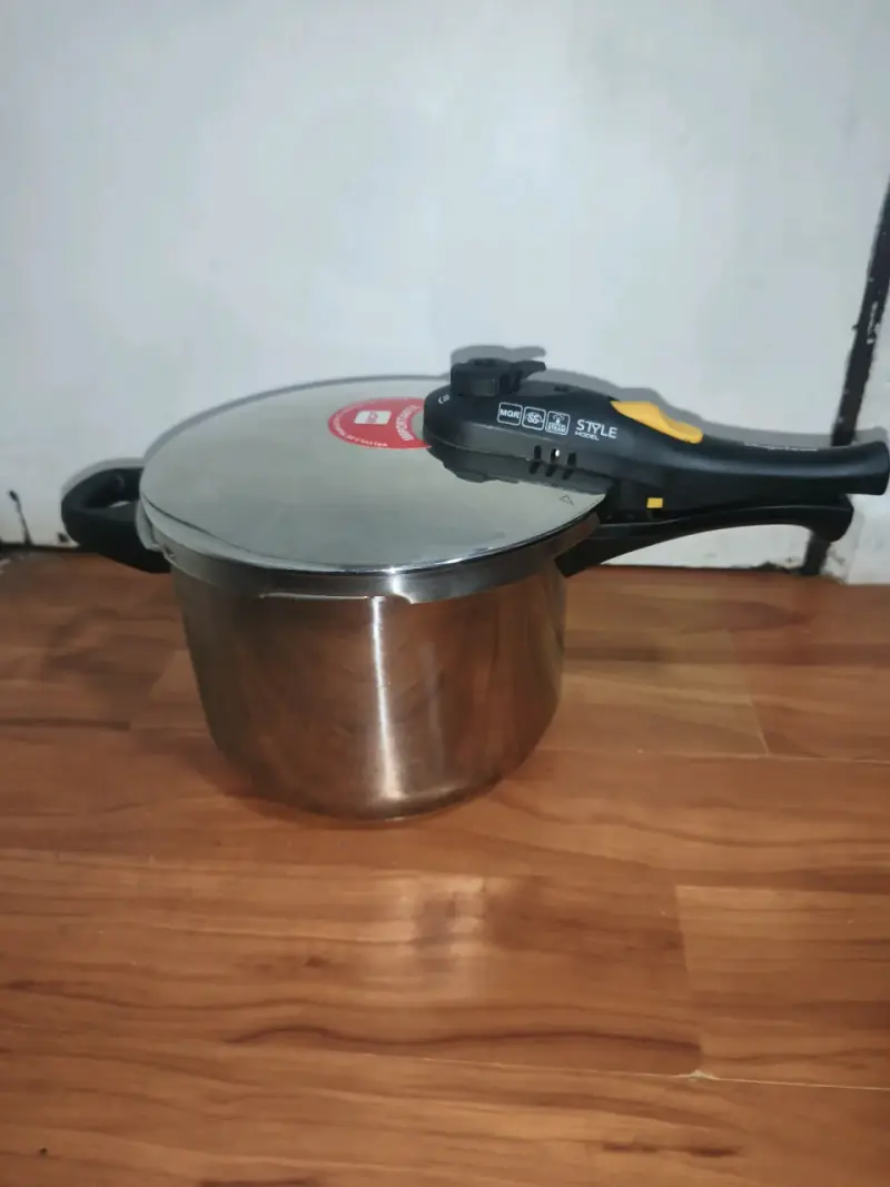 Olla a presión Magefesa Style de acero inoxidable