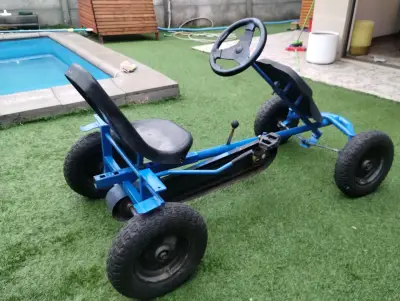 Kart a pedales azul para niños - miniatura 2