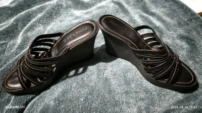 Sandalias de cuña negras Mingo talla 37 - miniatura 3