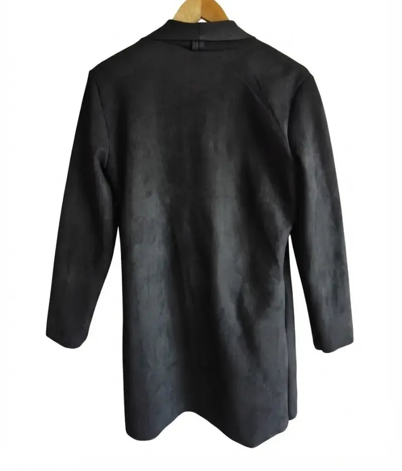 Trench negro con cinturón decorativo - 2