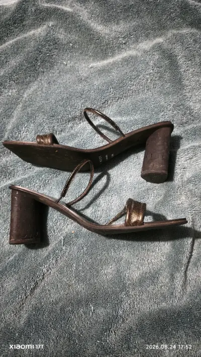 Sandalias de tacón Nine West negras talla 37 - miniatura 4