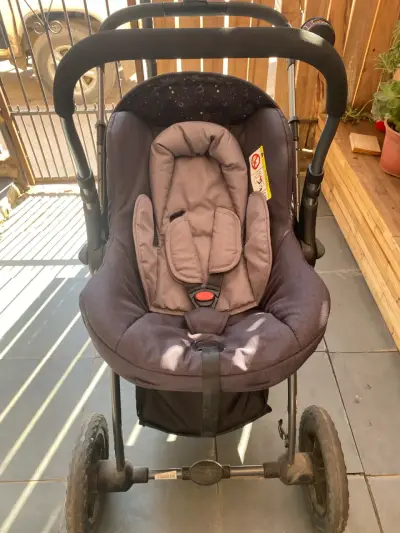 Coche de bebé Epic 5G con silla de auto - miniatura 4