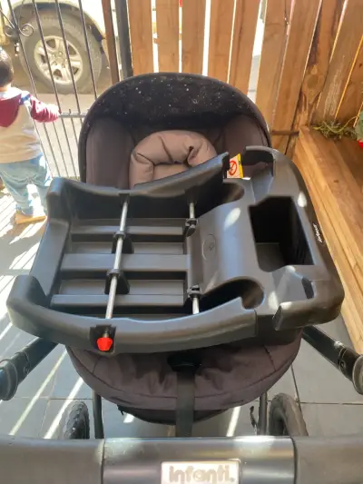 Coche de bebé Epic 5G con silla de auto - miniatura 5