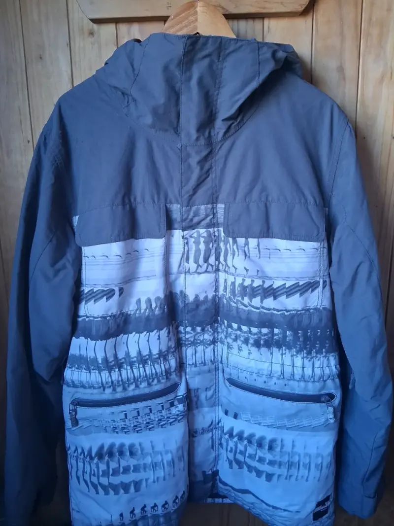 Chaqueta Burton con diseño gráfico y capucha - 1