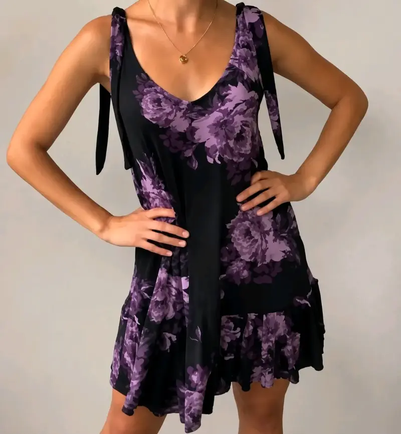 Vestido floral negro con lazos en los hombros - 2